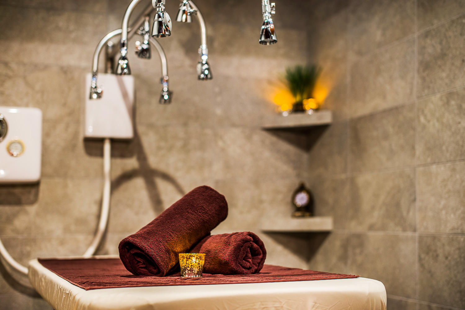 Woodhouse Spa - Golden nail photo 7